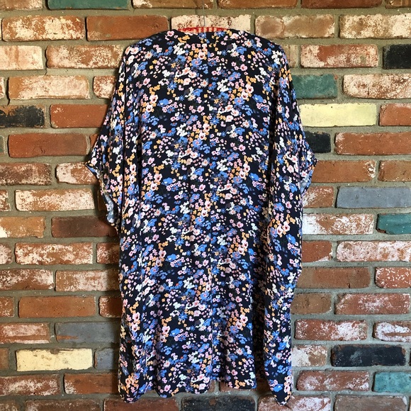 Aritzia Sunday Best Floral Kimono Open Cardigan - Picture 3 of 7